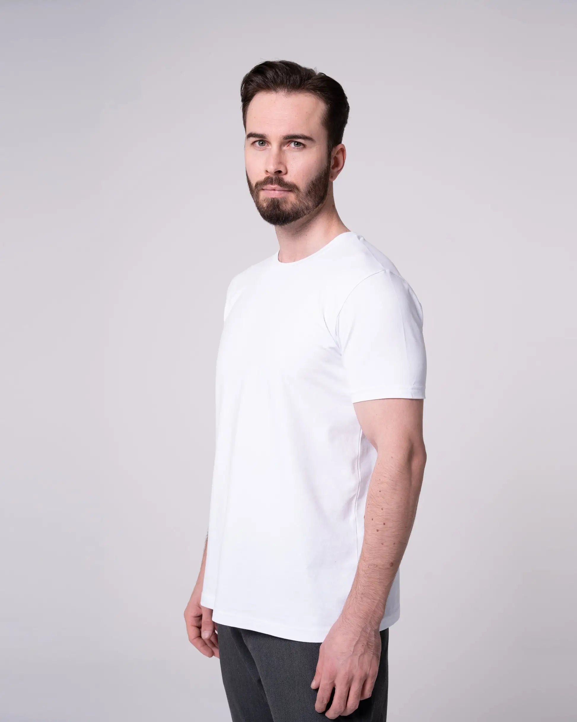 Beyaz Bisiklet Yaka Tişört Craftlabel