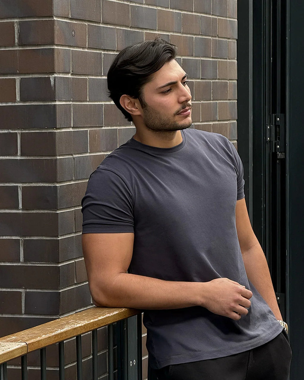 Antrasit Bisiklet Yaka Tişört Craftlabel